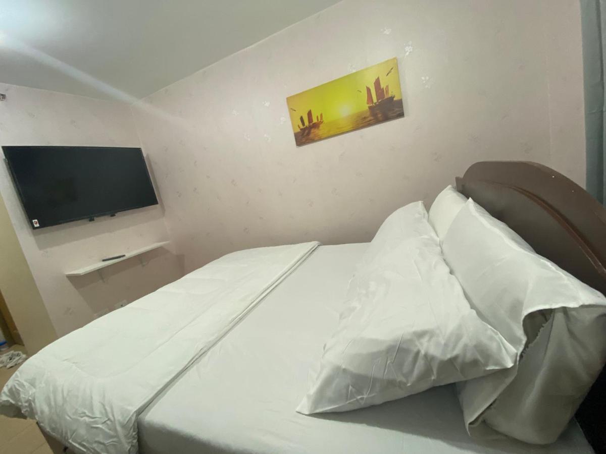 8 Spatial Condominium Davao City Dış mekan fotoğraf