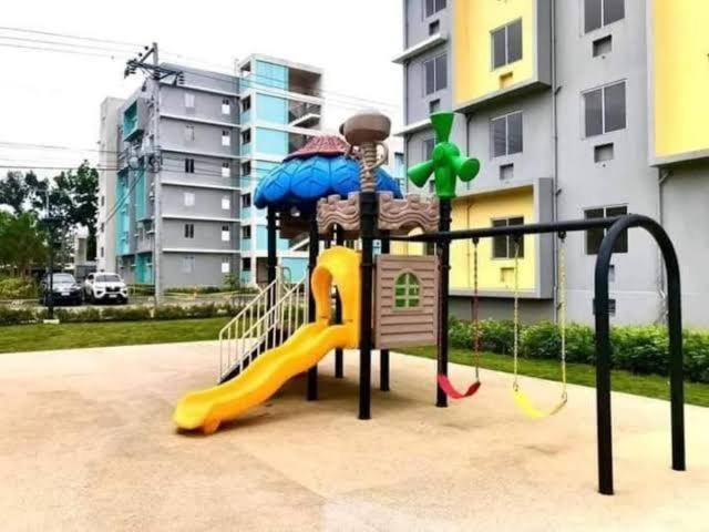 8 Spatial Condominium Davao City Dış mekan fotoğraf