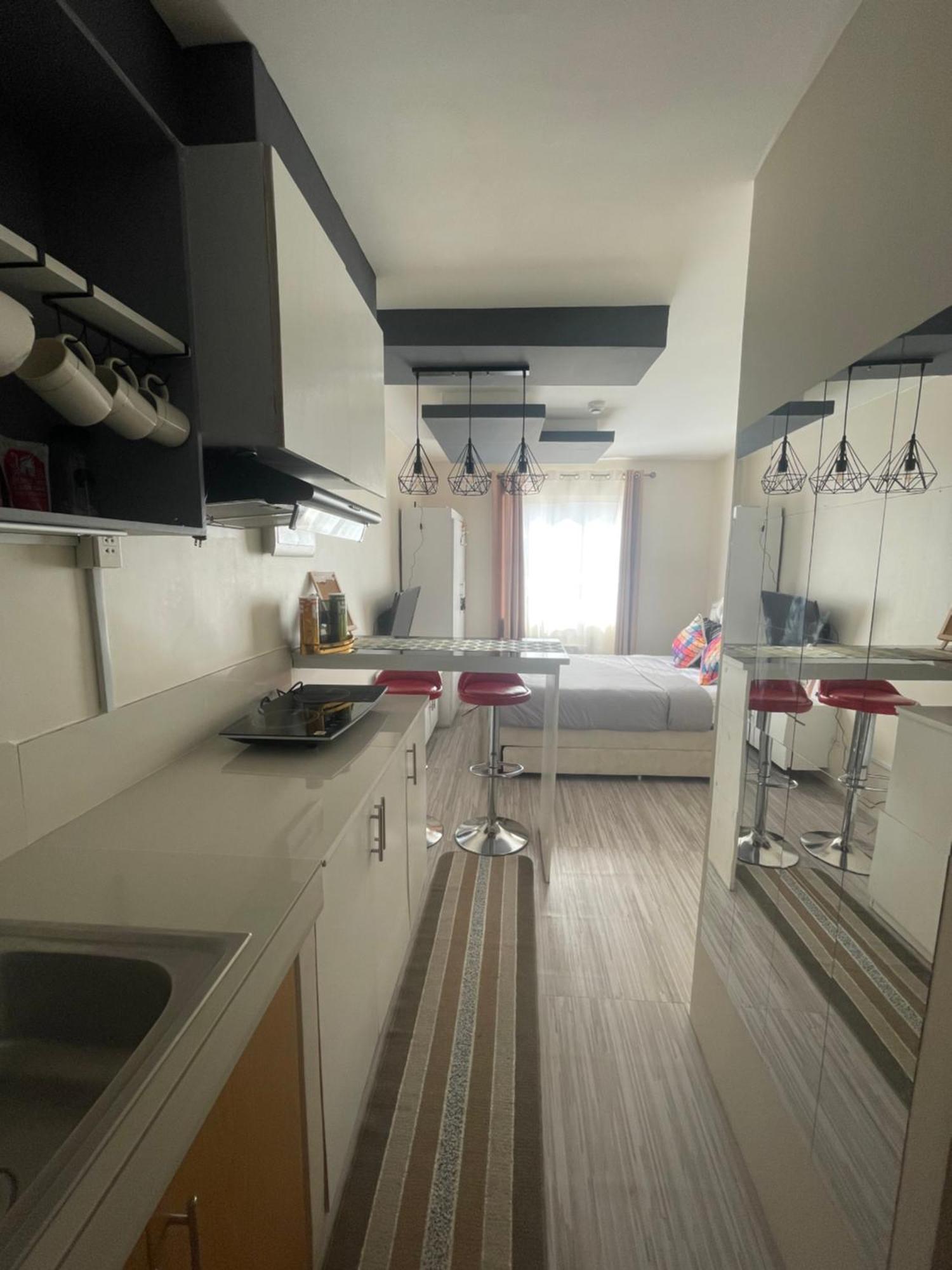8 Spatial Condominium Davao City Dış mekan fotoğraf